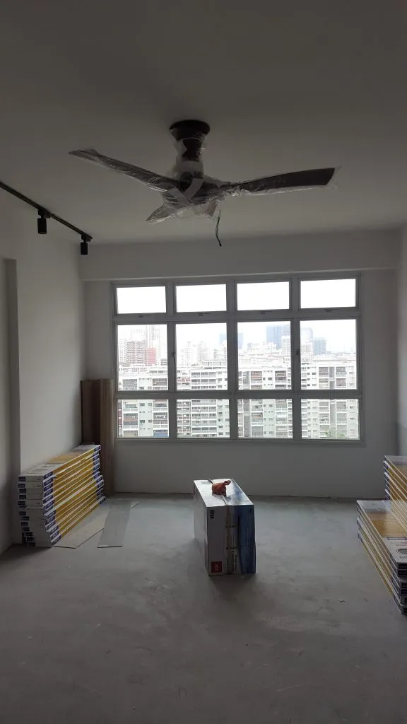 The Taobao fan didn’t look half bad actually in the living room