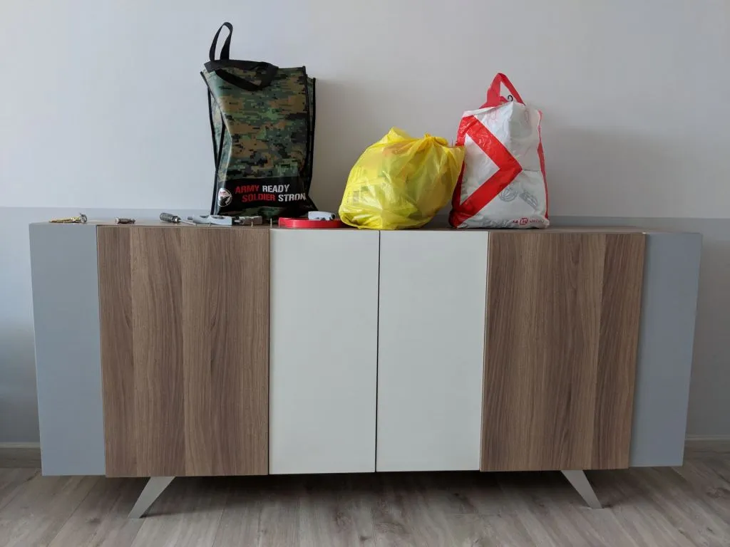 The result after installation. Yes that’s an Army Open House tote bag, the wife is a huge fan of everything in the SAF and enjoys being a mini “SAF ambassador”.