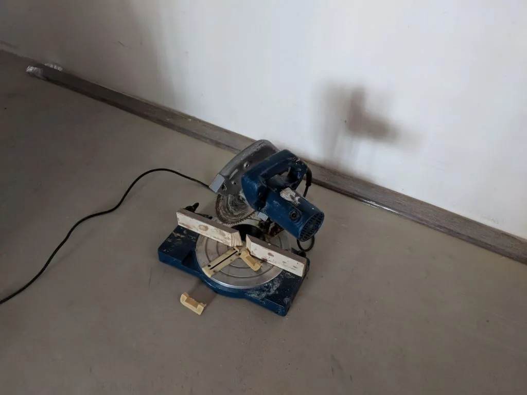 The Floor Xpert guy will take a cutter to cut long pieces of skirting into the desired lengths. We’re still amazed by how accurate he was in making sure the different parts fit around the corners.